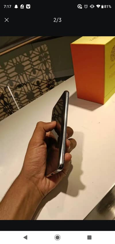 Sharp Aquos R2