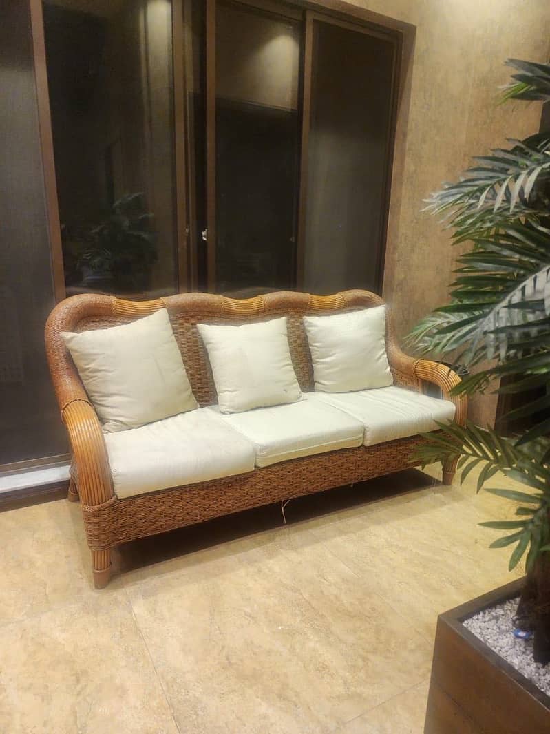 Canne Sofa 0