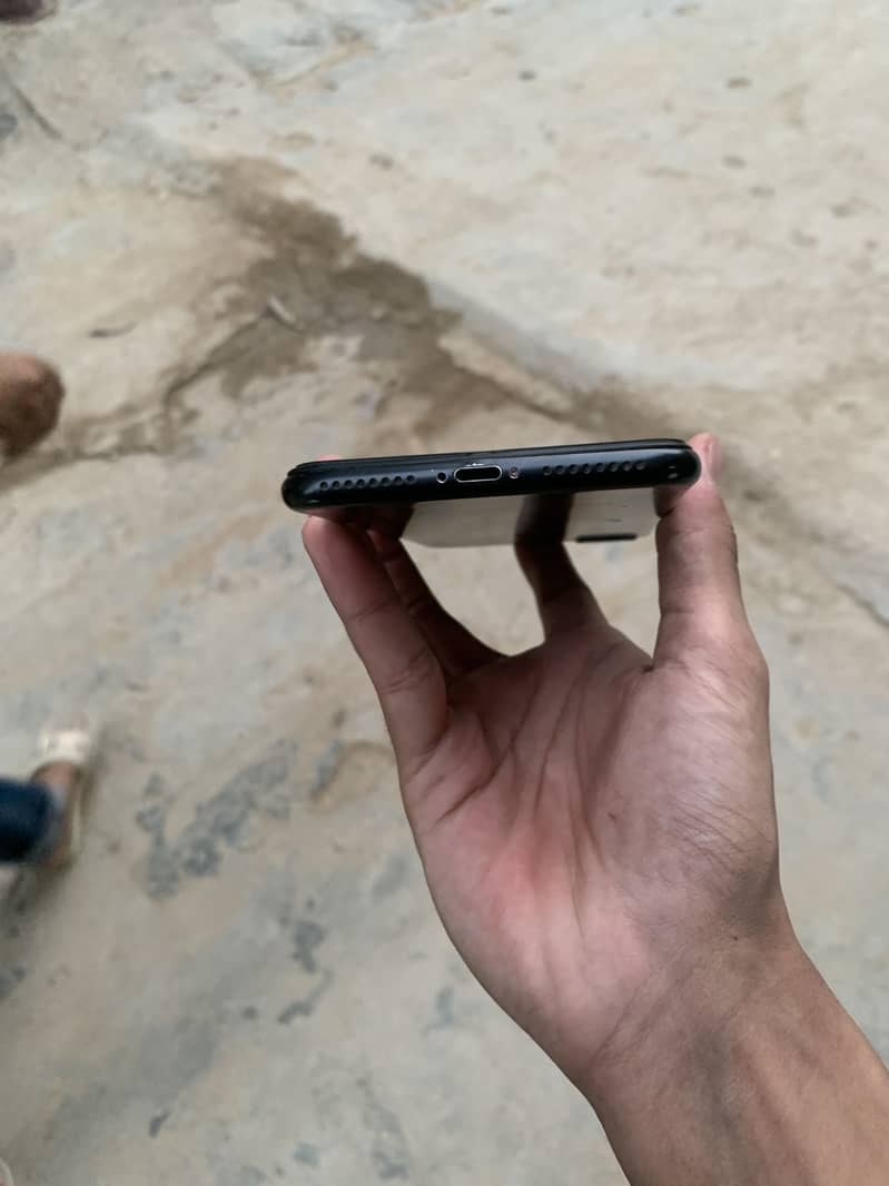 Iphone 7 plus PTA 3