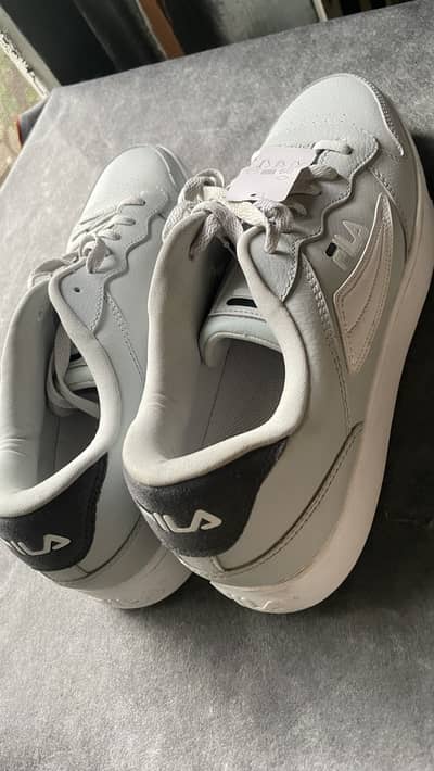 Title:  FILA Original Sneakers – Excellent Condition – Size 42