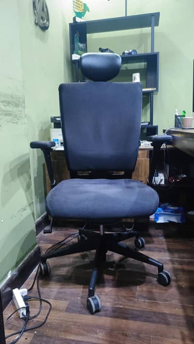 office chairs Total 4 pieces available