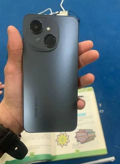 Tecno Spark Go 1