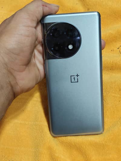One Plus 11R 16 256