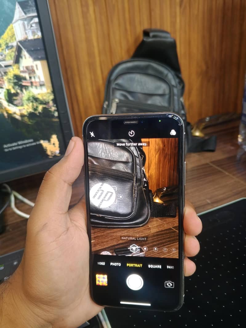 Apple iPhone X 0