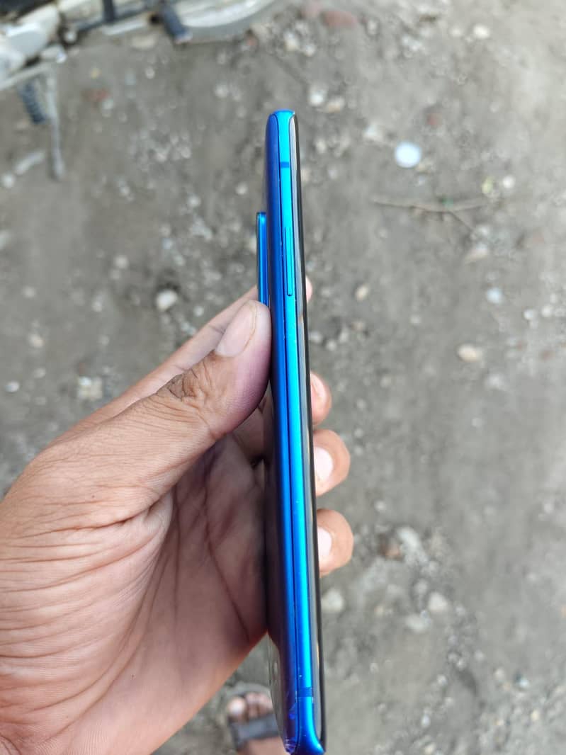 One Plus 8 Pro 6