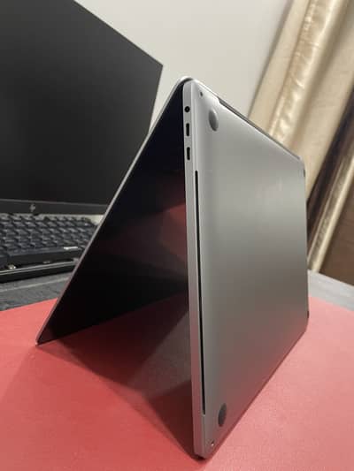 Apple MacBook Pro 16-inch 2019