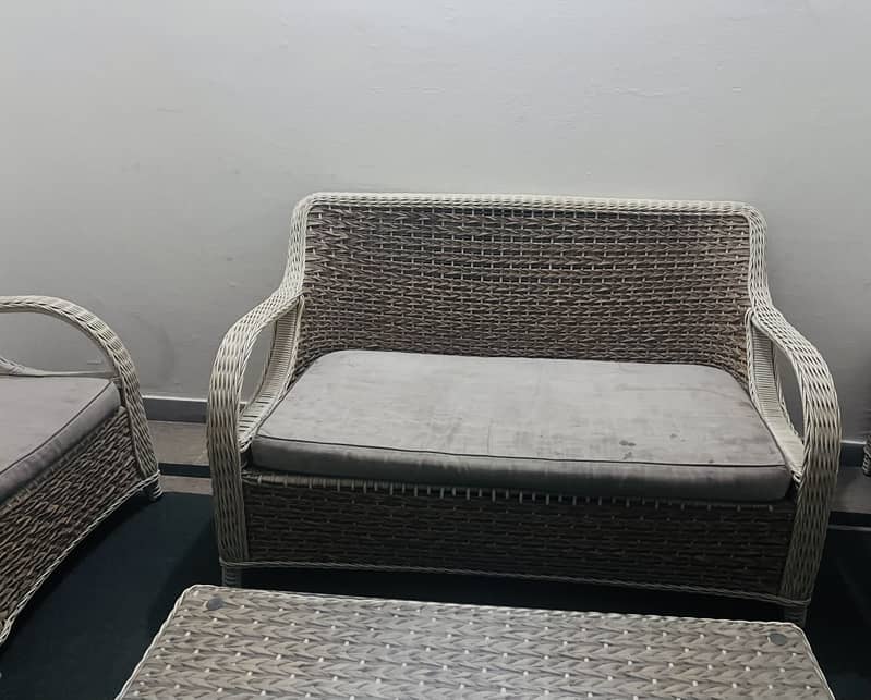 Cane sofa 0