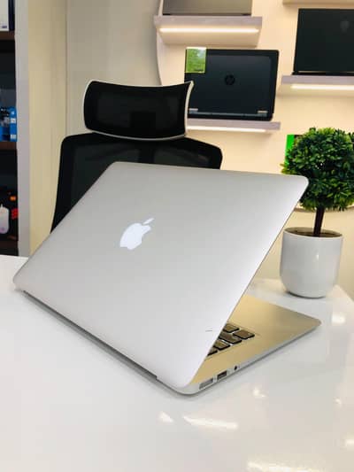 Special offer MacBook Air just in 49k