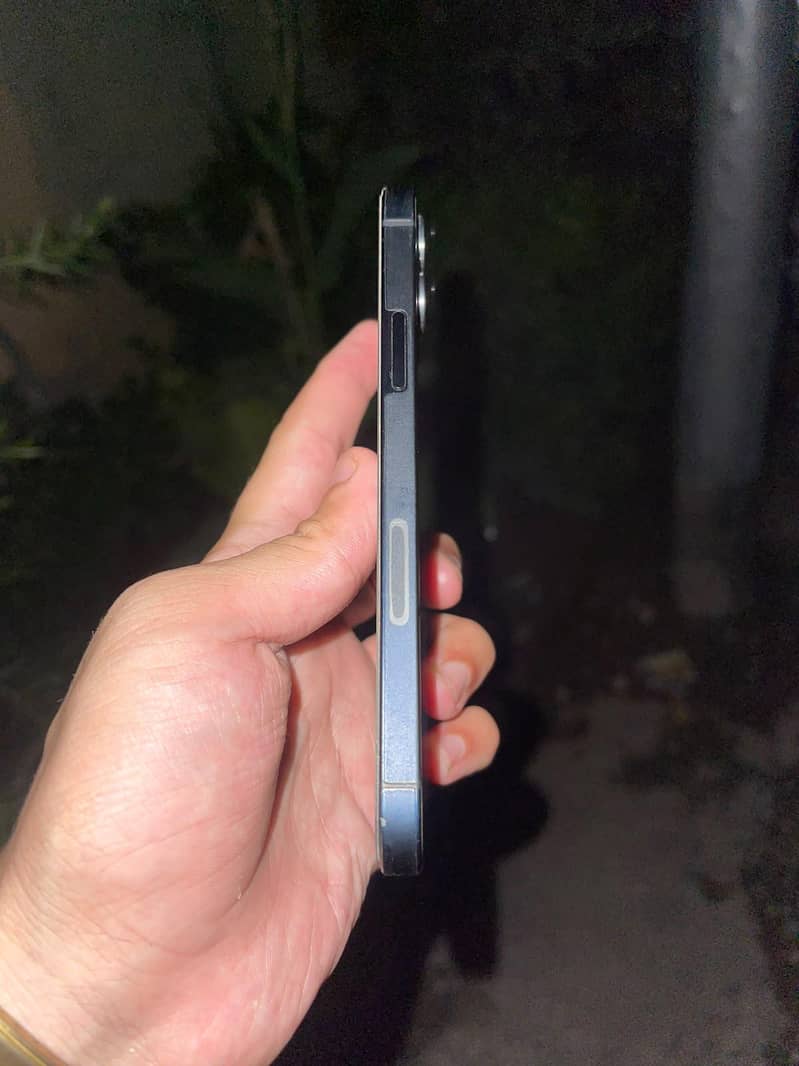 iphone 12 2