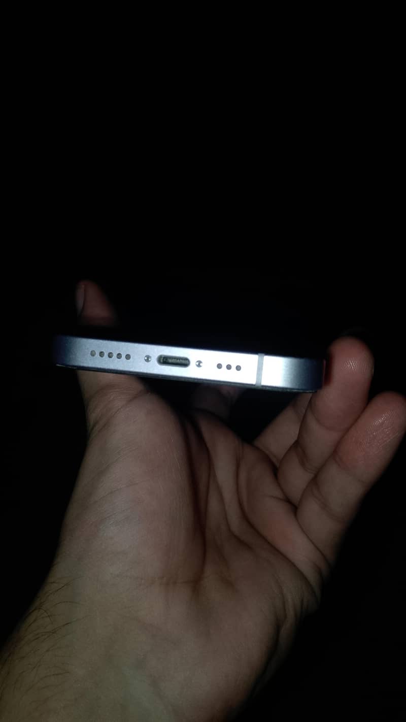 Apple iPhone 14 2