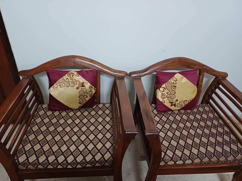 7 Seater Sofa Set with Table 9