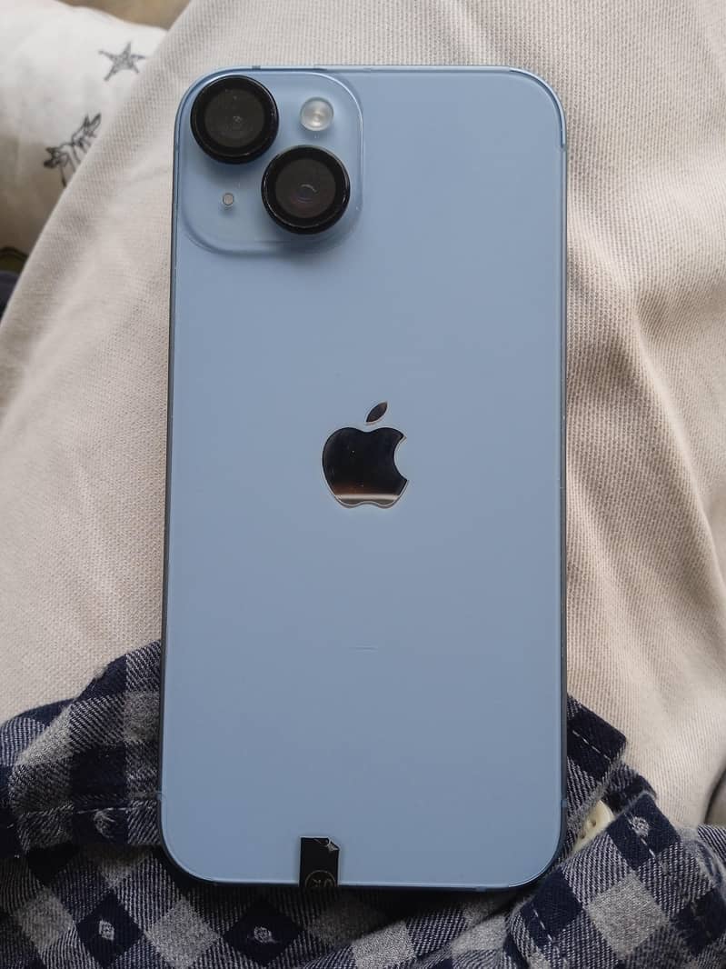 iPhone 14 3