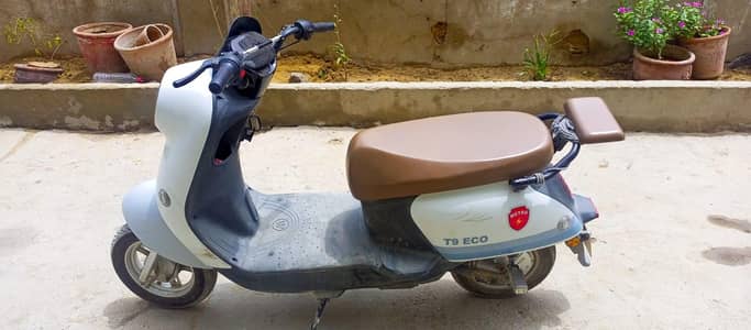 Metro EV Scooty T9 ECO
