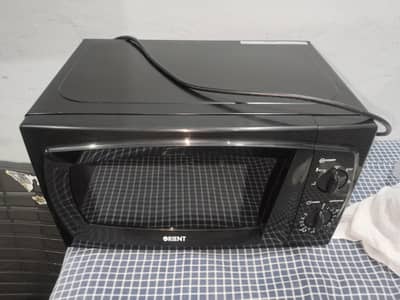 Microwave Oven