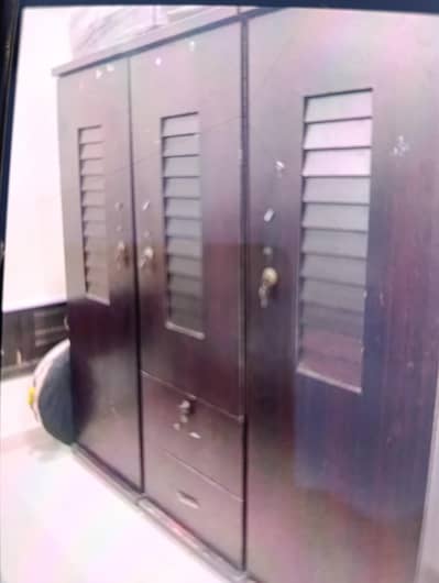 Ply wardrobe