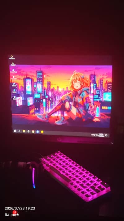HP LED Monitor – Excellent Condition. I think its the best. 