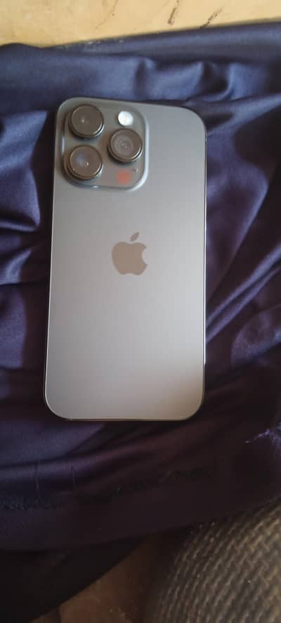 Apple iPhone 14 Pro jv