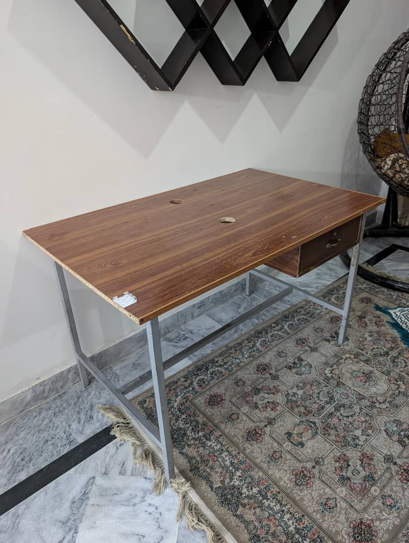 Study/Computer Table 0