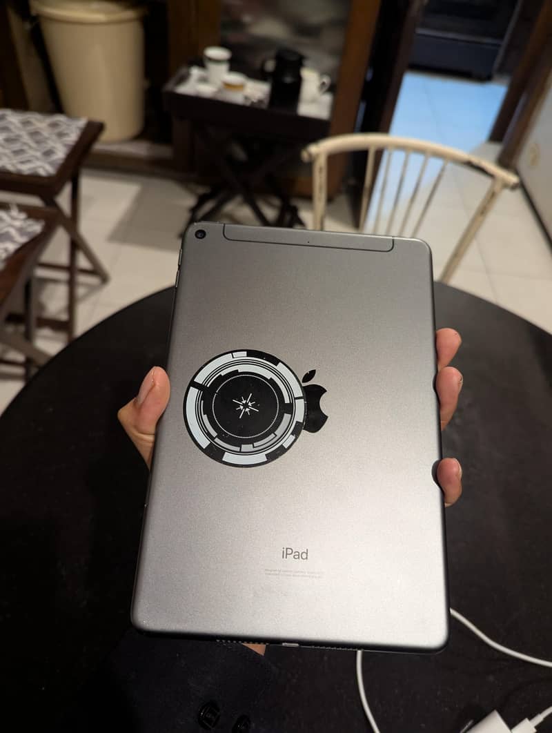 ipad mini 5 64GB 0