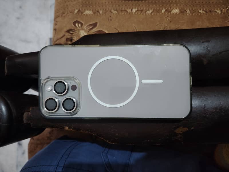 iPhone 15 pro max 7