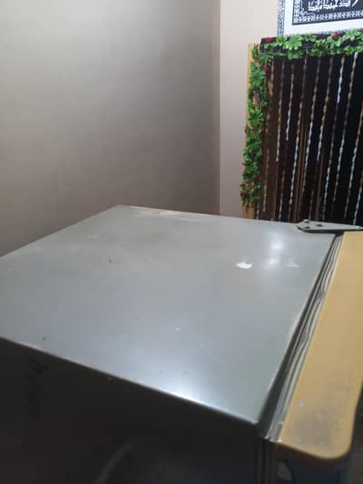useable fridge
