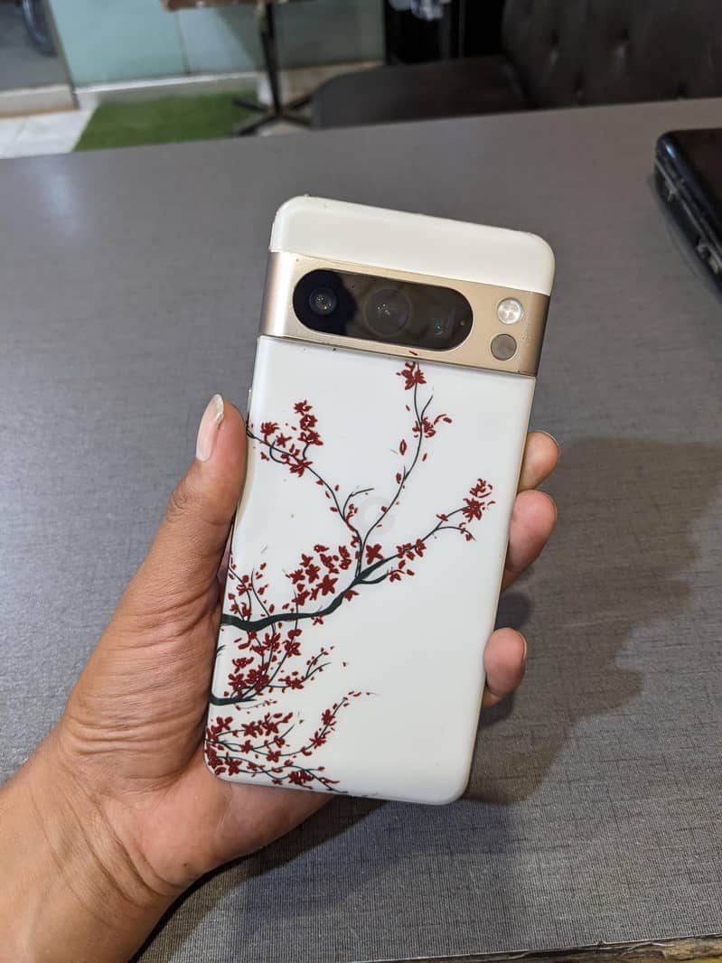 Google Pixel 8 Pro 0