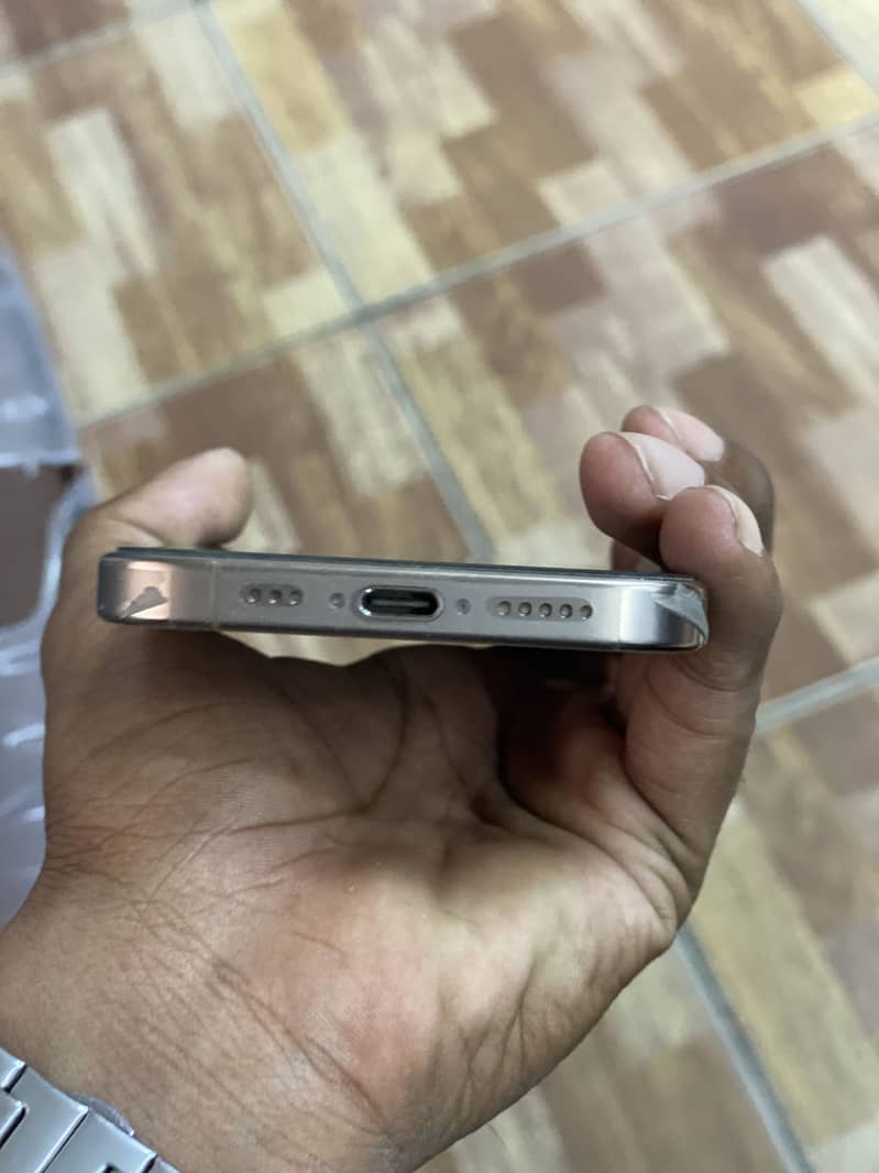 Iphone 16 pro 2