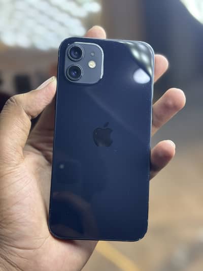 Apple iPhone 12