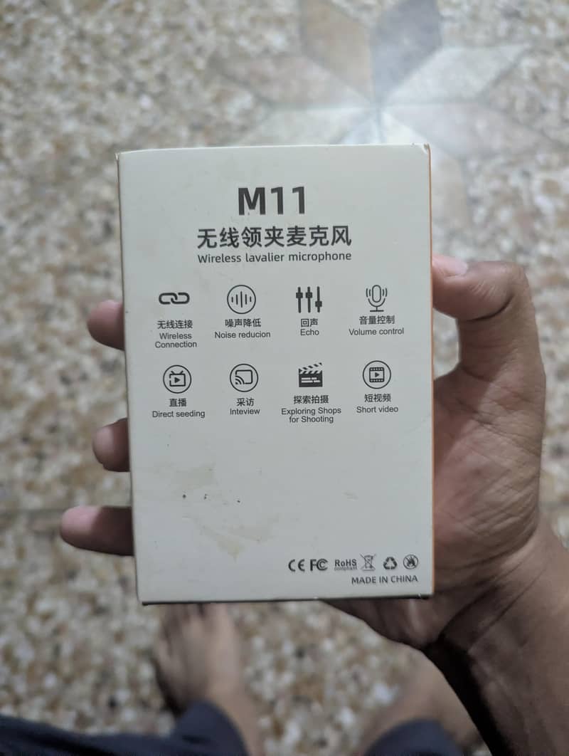 M11 multipurpose Bluetooth microphone 2