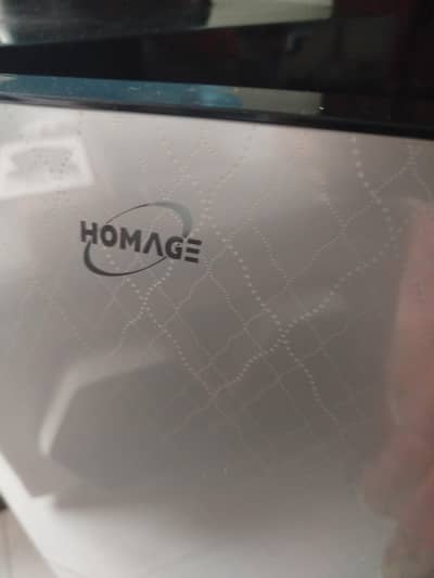 Homage water dispenser