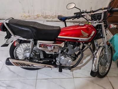 Honda CG 125 silver self start