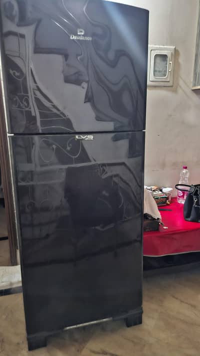 dawlance 2 door fridge good condition