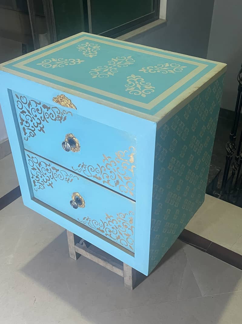 Side table 2