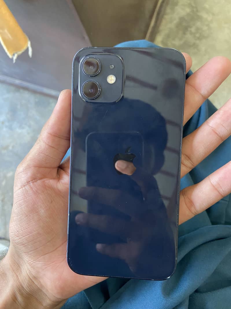 Apple iPhone 12 mini 1