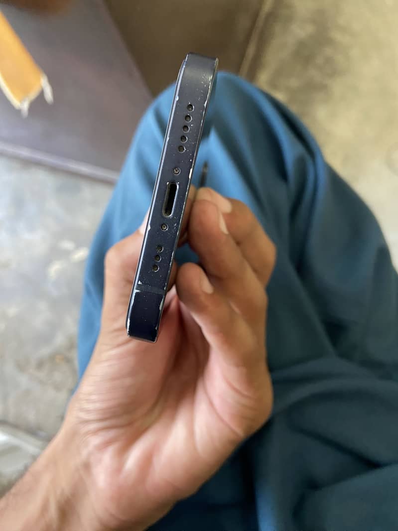 Apple iPhone 12 mini 8