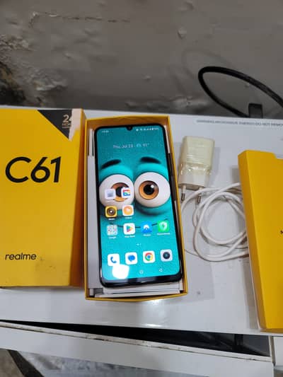 Realme C61 6 128full box no open no fault vip timing sound camera