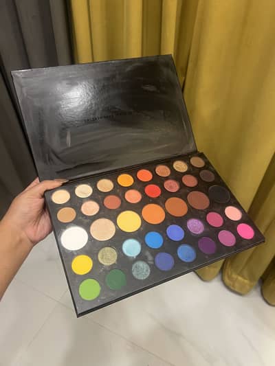 James Charles x morphe pallet