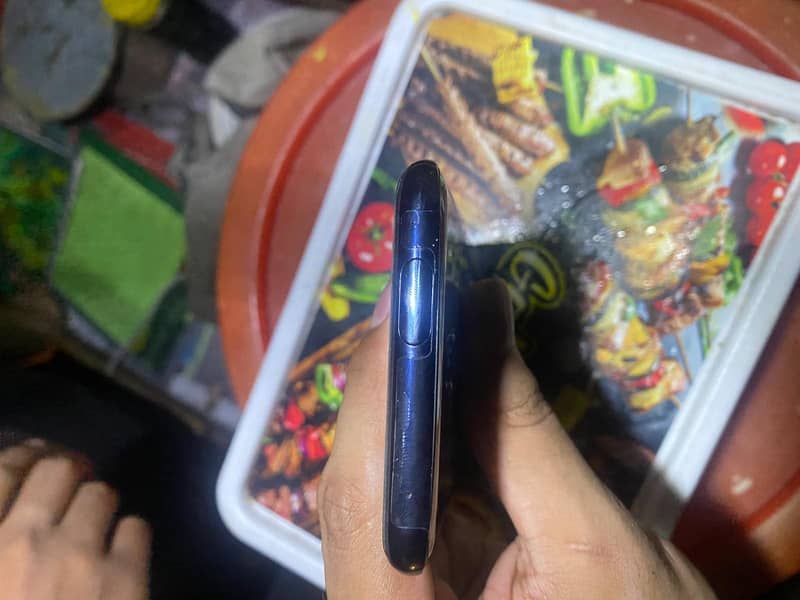 One Plus 7 Pro 3