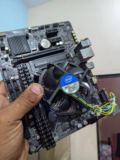 Intel Core i3 10100 (Non-F) + Gigabyte H410M Motherboard Combo