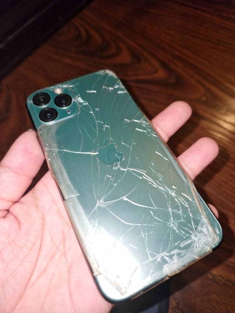 IPHONE 11pro 2