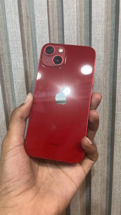 Apple iPhone 13