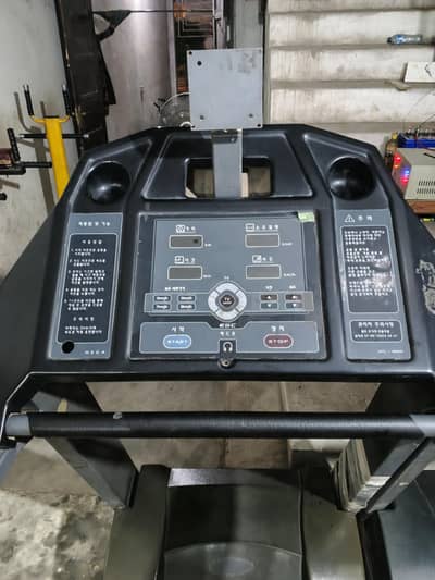 Korean Treadmill weight 200kg