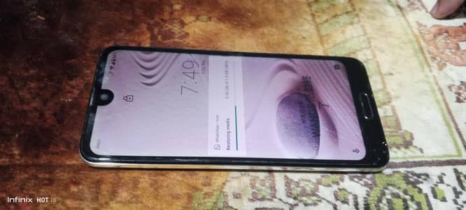 Sharp Aquos R2