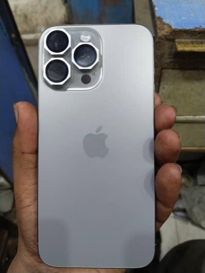 Apple iPhone 15 Pro Max
