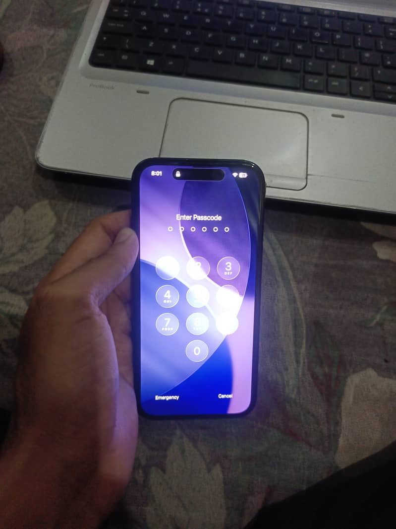 Apple iPhone 15 5