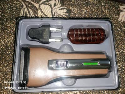 Rechargeable Electric Shaver by Kemei
