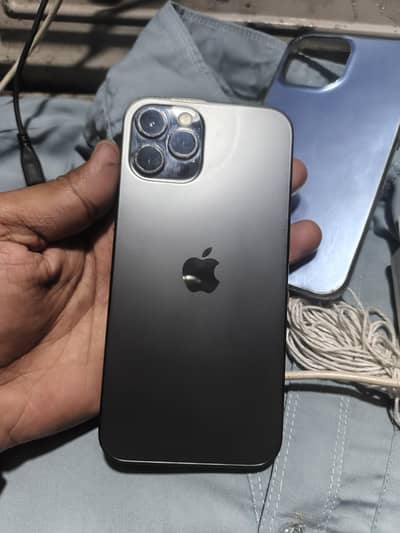 Apple iPhone 12 Pro