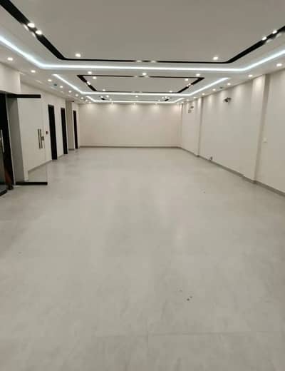 5 Marla Commercial Hall For Rent Prime Location In Bahria Town Lahore