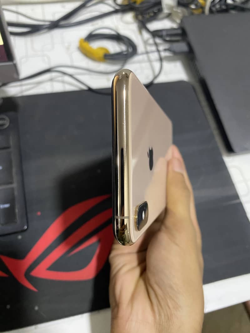 Iphone xs max 0
