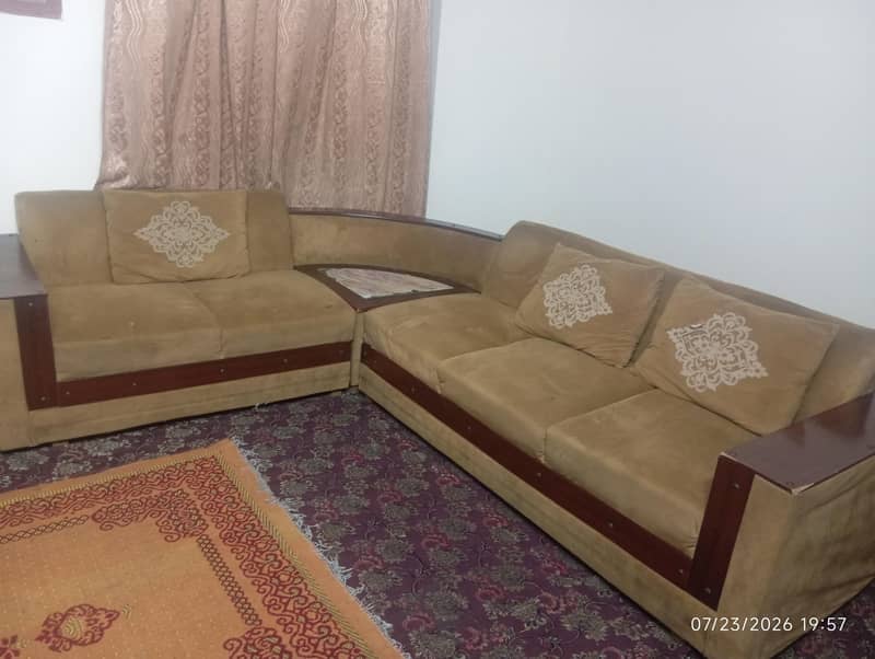 used sofa set 0